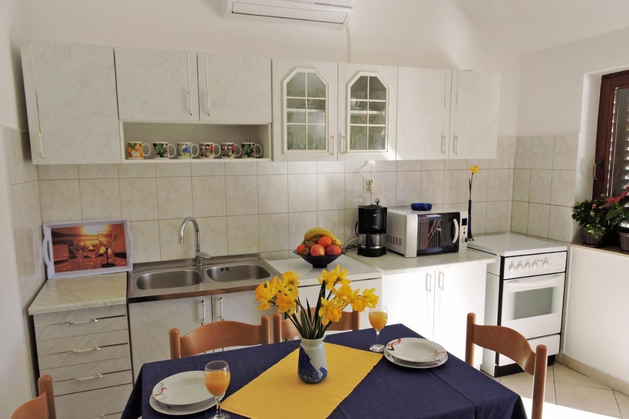 Apartments By The Sea Veli Rat, Dugi Otok - 436 外观 照片