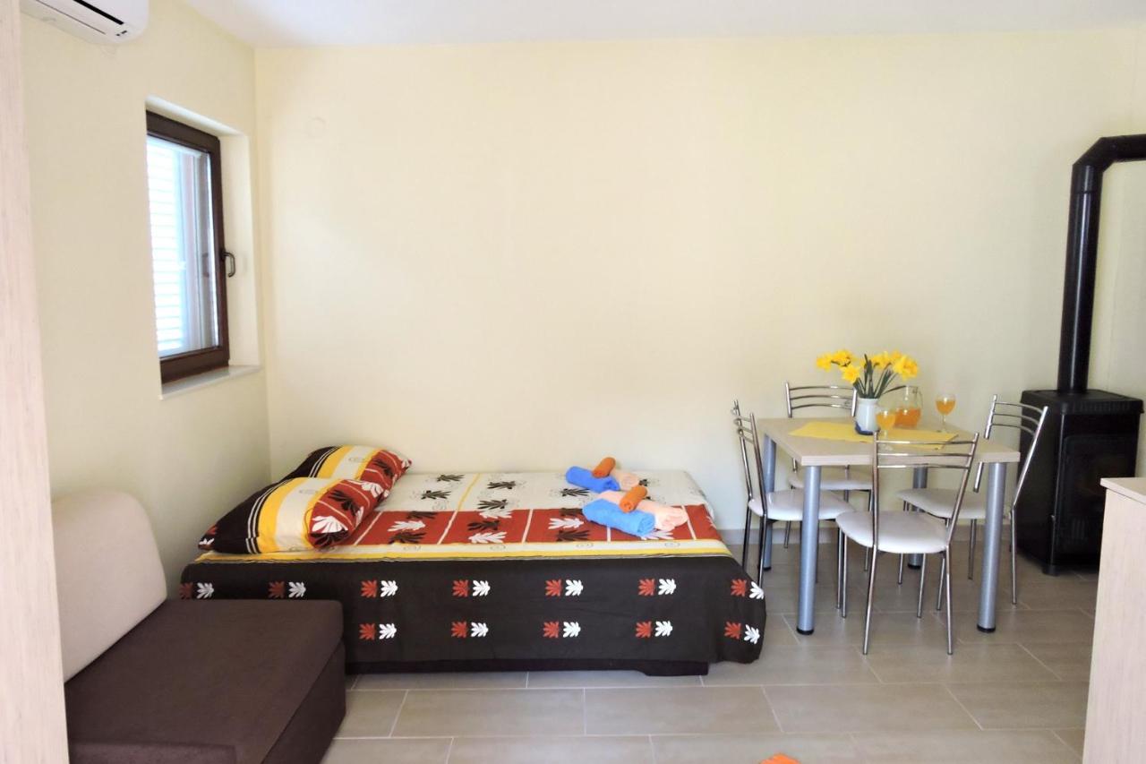 Apartments By The Sea Veli Rat, Dugi Otok - 436 外观 照片