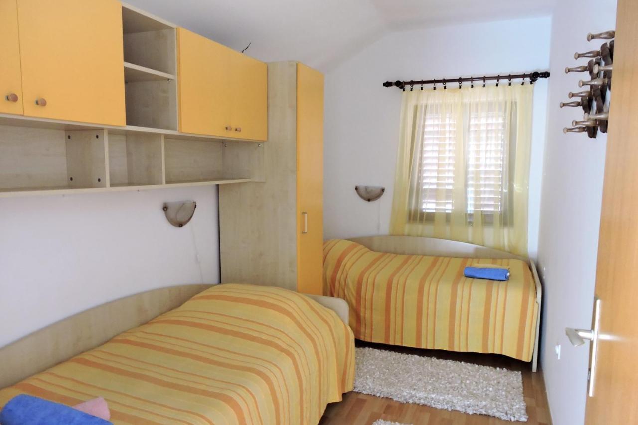 Apartments By The Sea Veli Rat, Dugi Otok - 436 外观 照片
